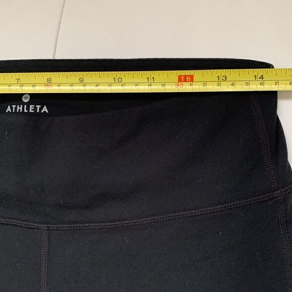Athleta Cropped Leggings Size M - Picture 4 of 6